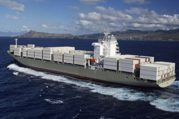 Navigating the Distance: Hawaii to Michigan Shipping Made Seamless